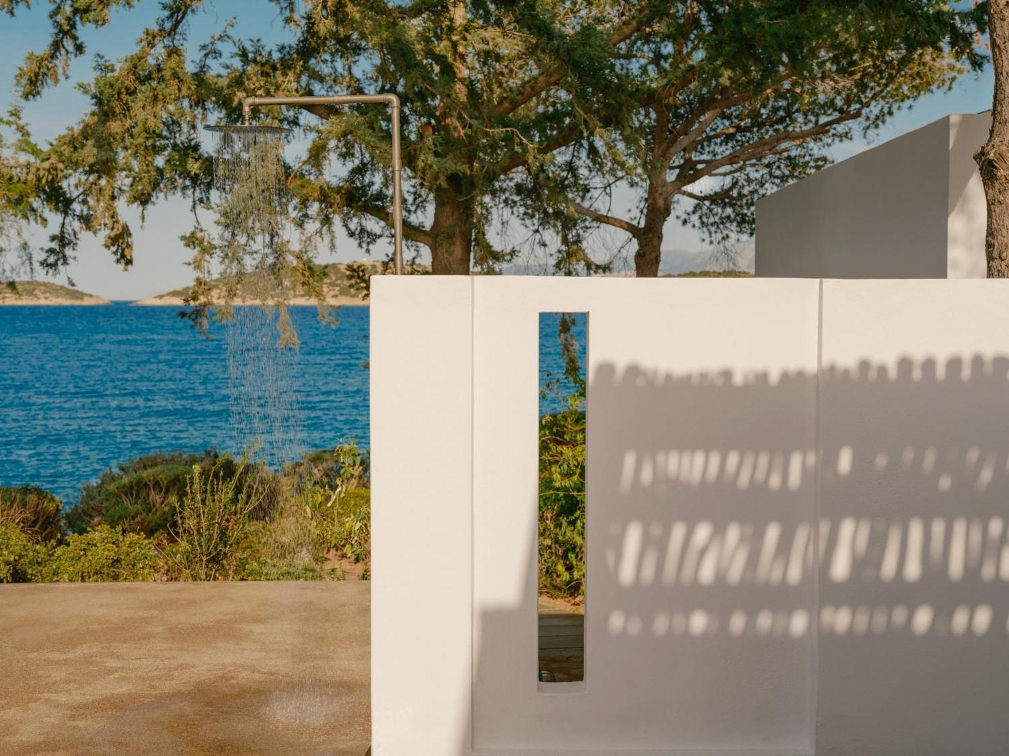 Minos Beach Art Hotel, A Member Of Design Hotels Agios Nikolaos Exterior foto